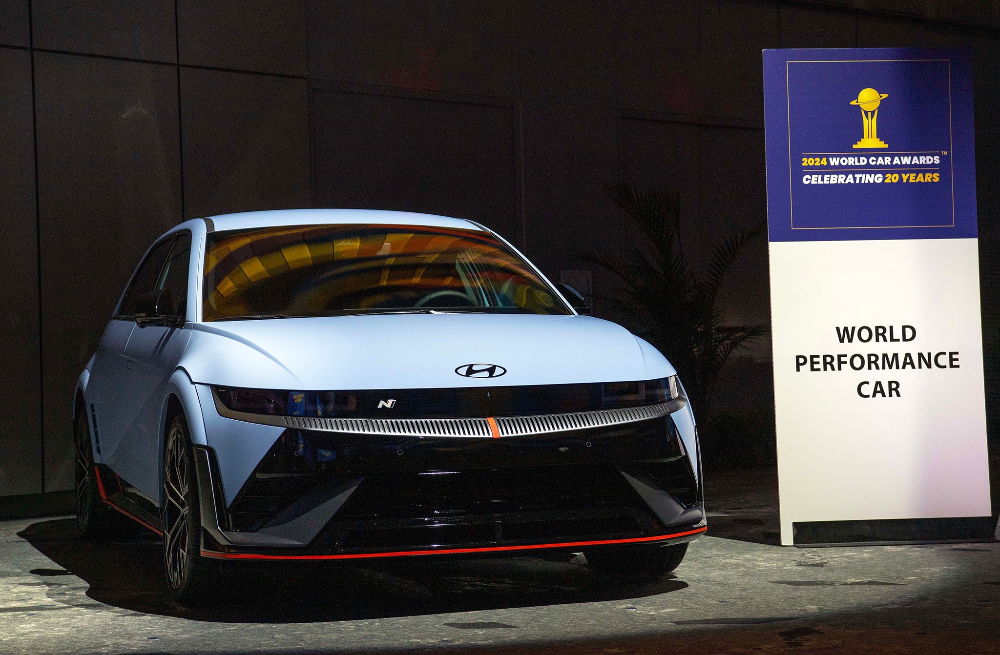 IONIQ 5 N giành chiến thắng giải thưởng Xe hiệu năng cao của năm 2024