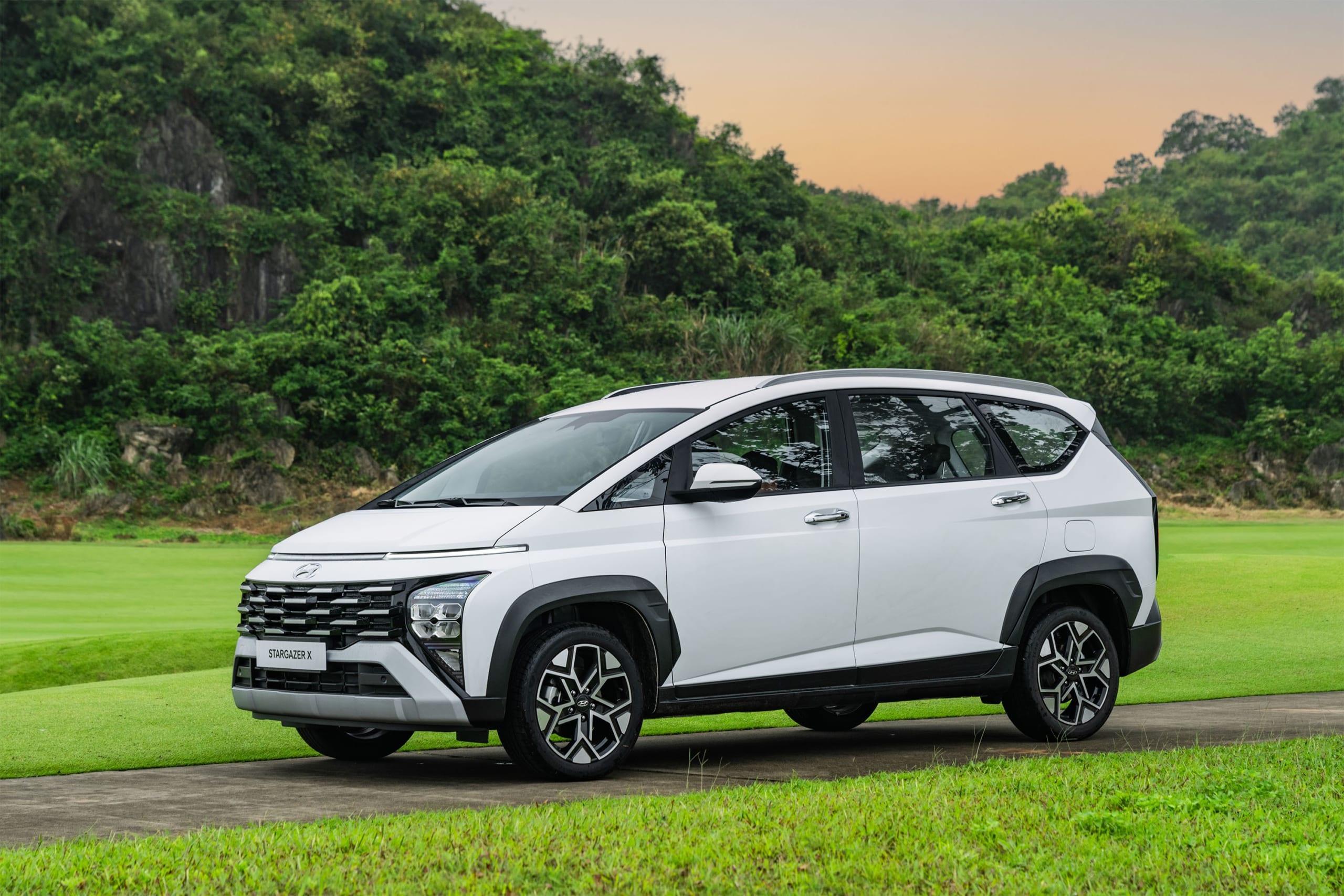 HYUNDAI STARGAZER X CHÍNH THỨC RA MẮT THỊ TRƯỜNG VIỆT NAM